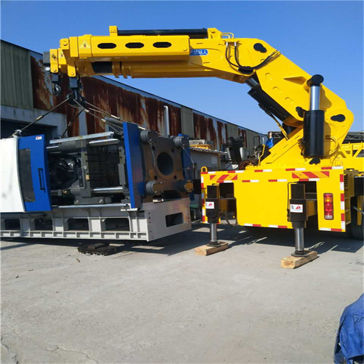 红旗优质大吨位随车吊出租服务，助您高效施工