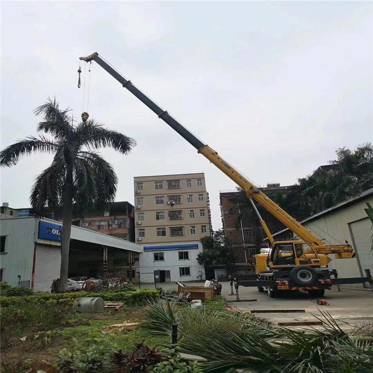 红旗12吨吊车出租一天的收费标准是什么