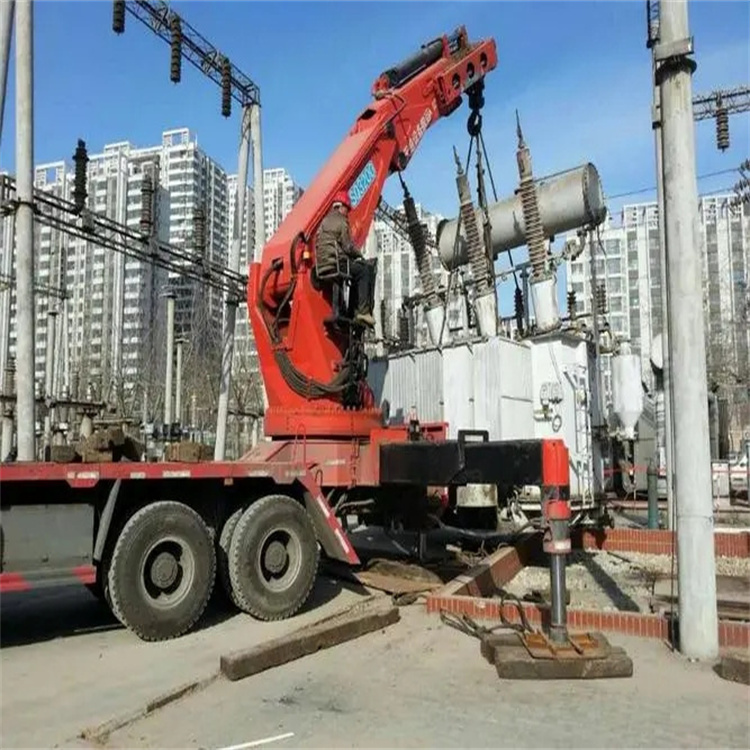 红旗就近吊车出租|工地厂房吊装设备租赁|24小时高效响应