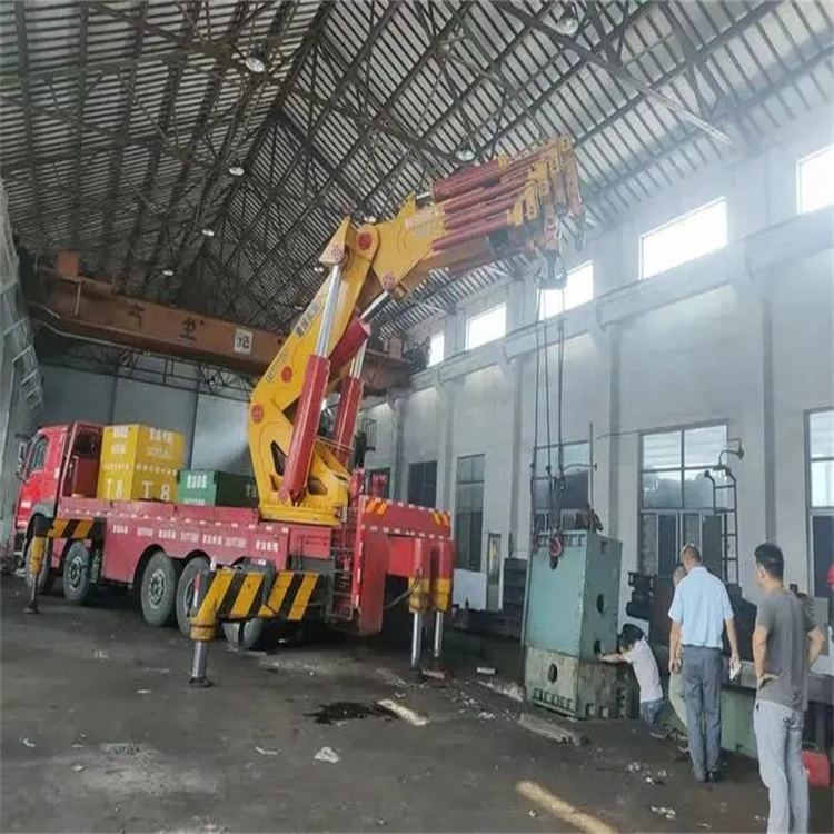 红旗速查！附近自卸吊车租赁电话及租赁全攻略